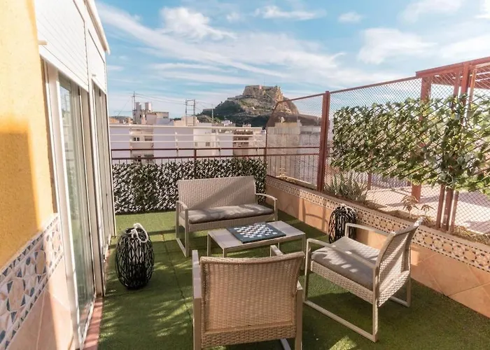 Daire Precioso Atico En Pleno Centro De Alicante